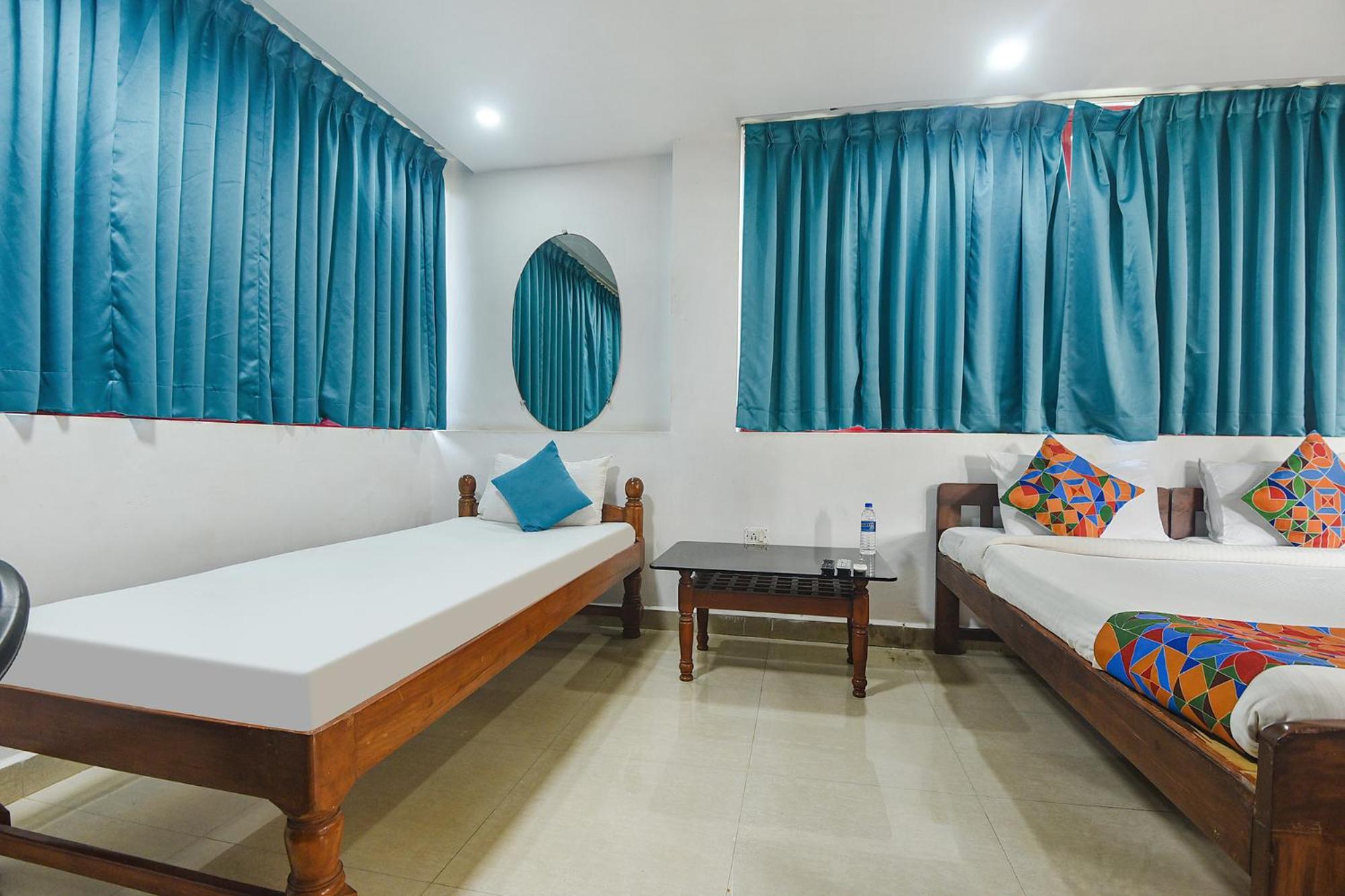 Fabexpress Stargaze Beach Anjuna Bagian luar foto