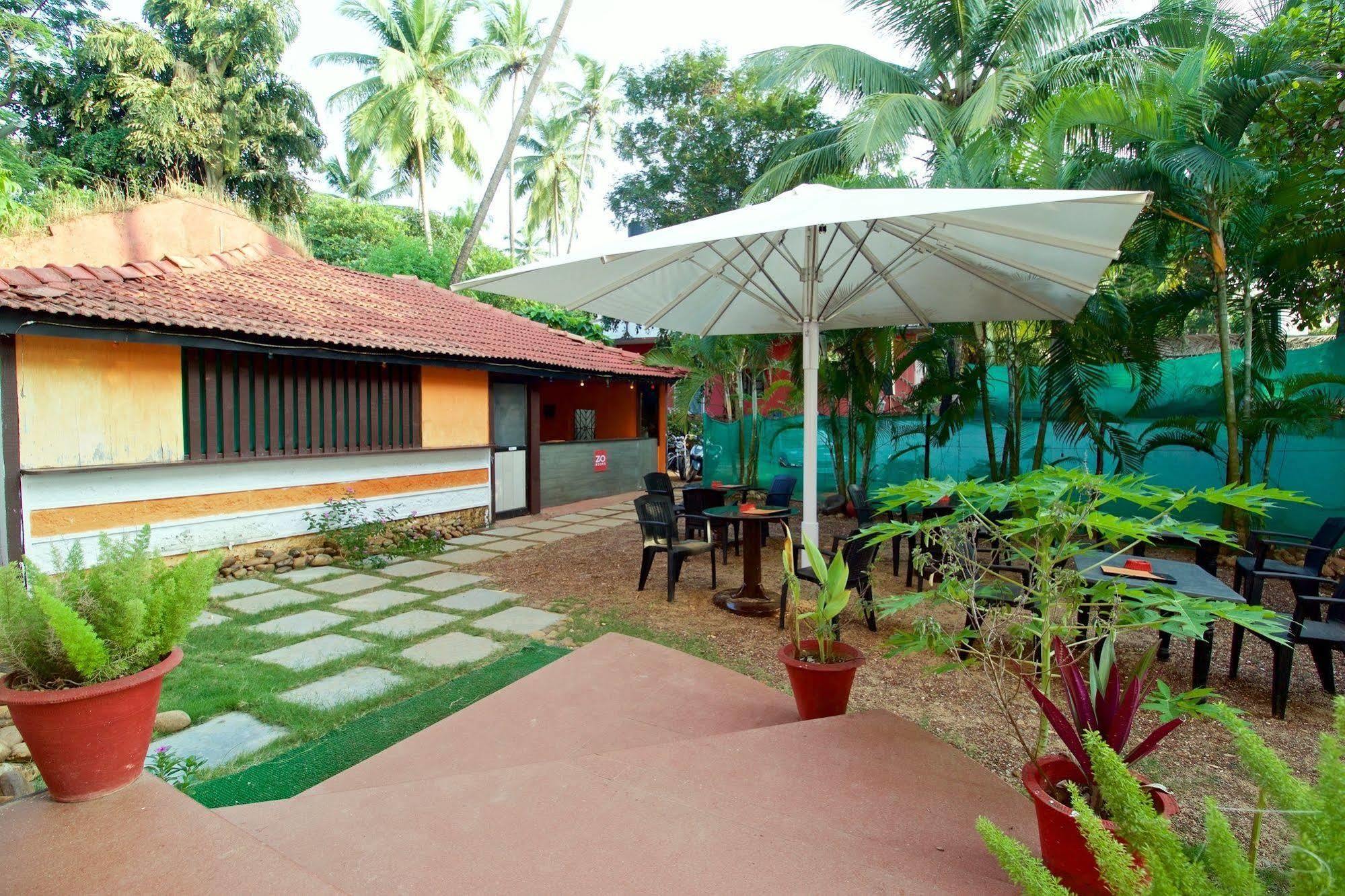 Fabexpress Stargaze Beach Anjuna Bagian luar foto